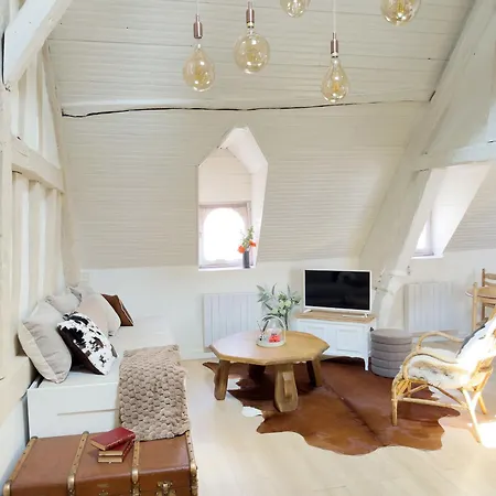 Apartment Normandy Escape *