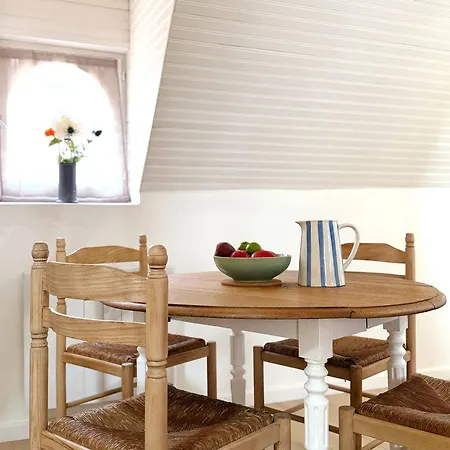 Normandy Escape Apartment